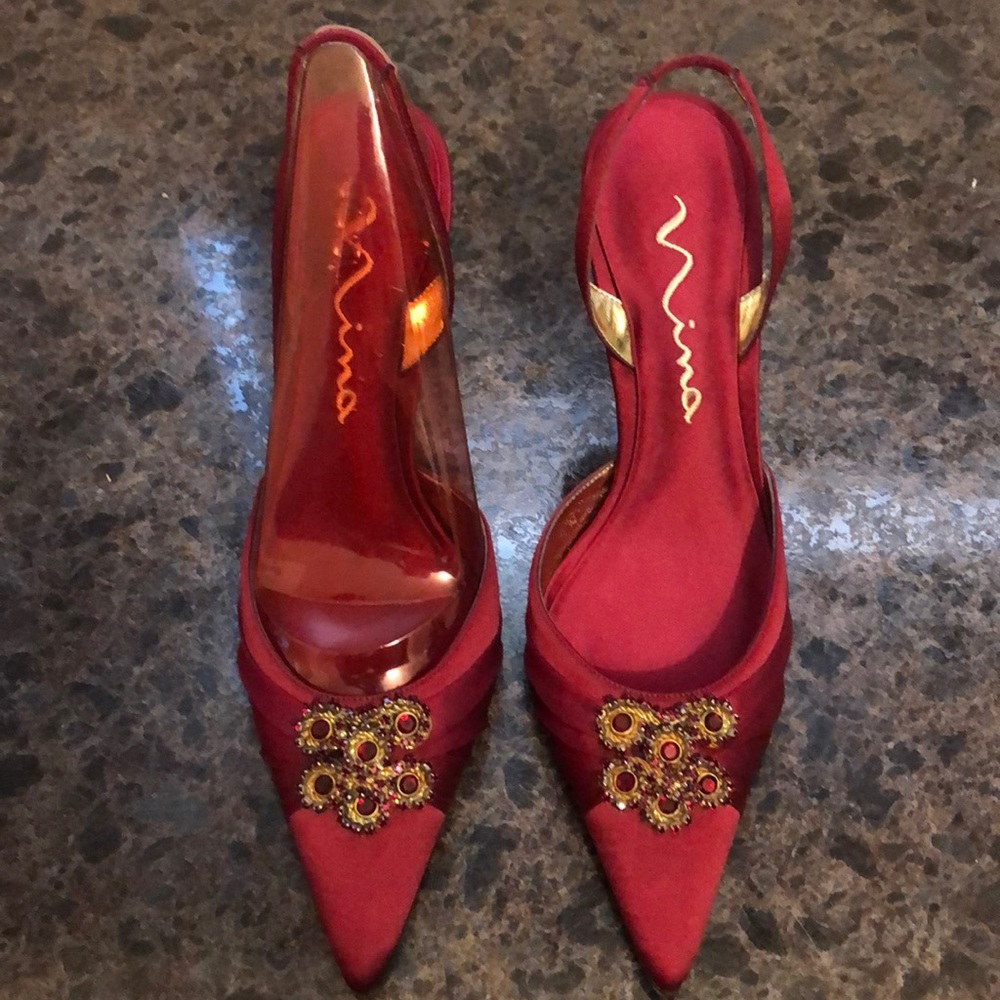 New formal burgundy satin sling back high heels